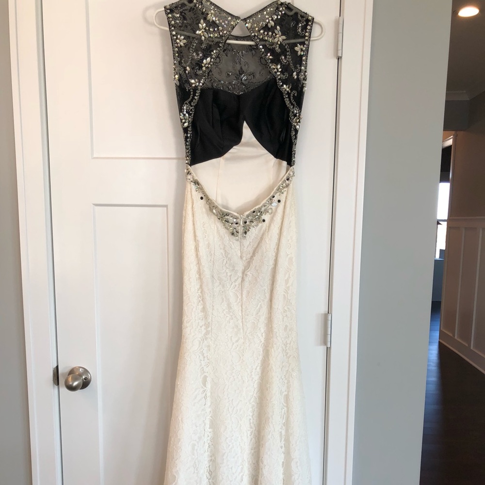White Evening Dress - Picture 4 of 7